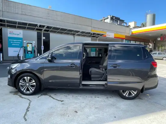 KIA-CARNIVAL-3.3 EX V6 24V GASOLINA 4P AUTOMATICO KIA-CARNIVAL-2019