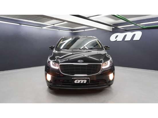 KIA-CARNIVAL-2017