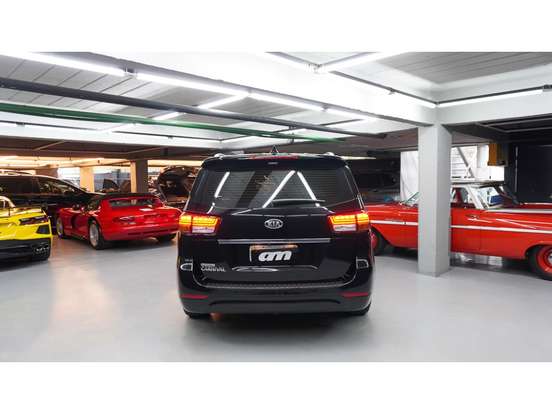 KIA-CARNIVAL-3.3 EX V6 24V GASOLINA 4P AUTOMATICO KIA-CARNIVAL-2017