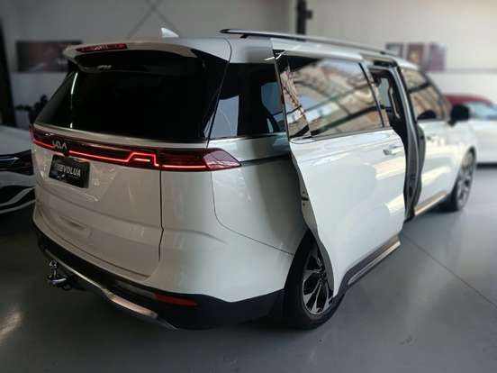 KIA-CARNIVAL-2021