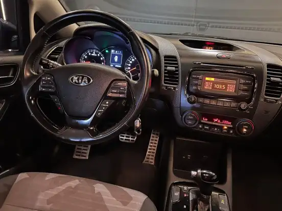 KIA-CERATO-1.6 SX 16V FLEX 4P AUTOMÁTICO KIA-CERATO-2018