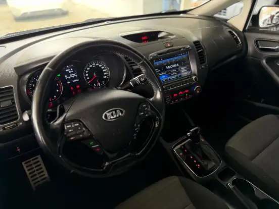 KIA-CERATO-1.6 SX 16V FLEX 4P AUTOMÁTICO KIA-CERATO-2017
