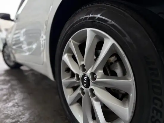 KIA-CERATO-1.6 SX 16V FLEX 4P AUTOMÁTICO KIA-CERATO-2017