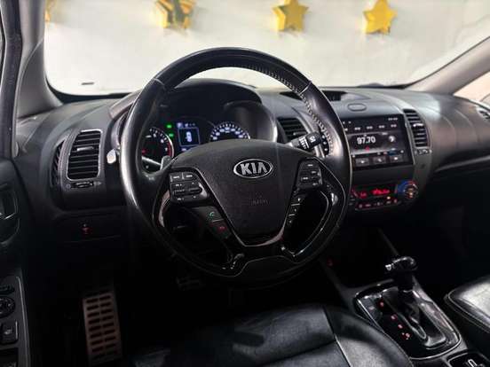 KIA-CERATO-1.6 SX 16V FLEX 4P AUTOMÁTICO KIA-CERATO-2018