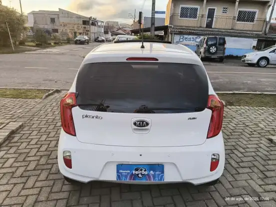 KIA-PICANTO-2012