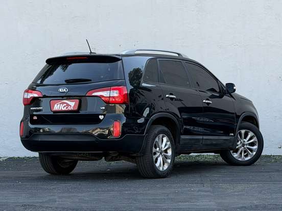 KIA-SORENTO-2014