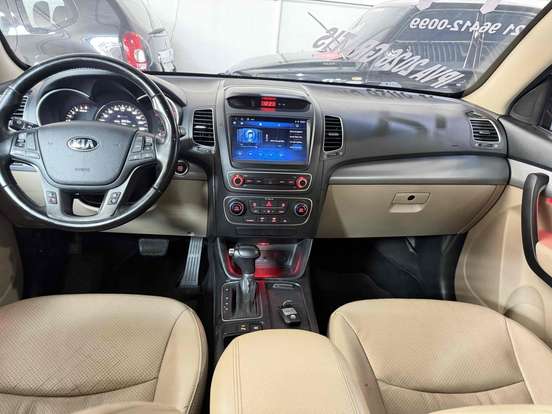 KIA-SORENTO-2013