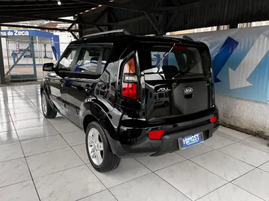 KIA-SOUL-2011