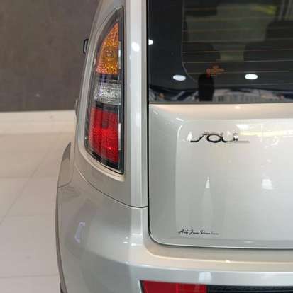 KIA-SOUL-1.6 EX 16V FLEX 4P AUTOMÁTICO KIA-SOUL-2011