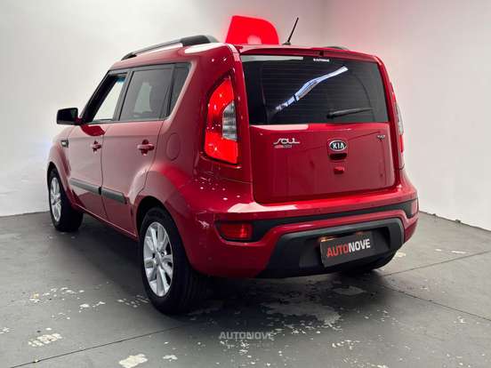 KIA-SOUL-2012