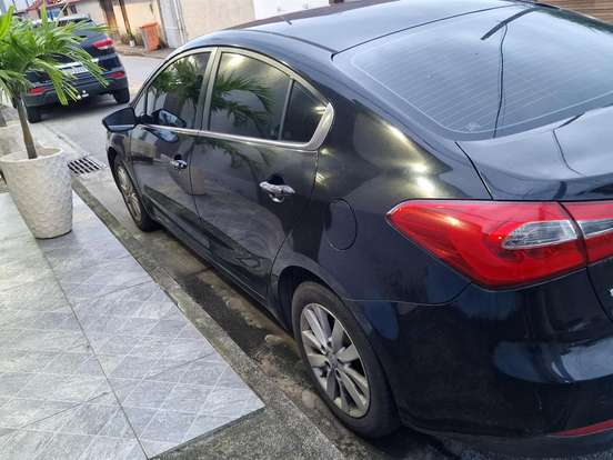 KIA-CERATO-1.6 SX 16V FLEX 4P AUTOMÁTICO KIA-CERATO-2015