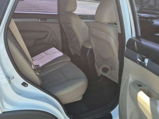 KIA-SORENTO-2.4 16V GASOLINA EX AUTOMÁTICO KIA-SORENTO-2014