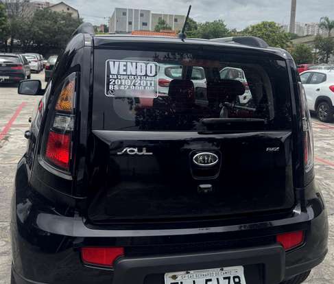 KIA-SOUL-2010