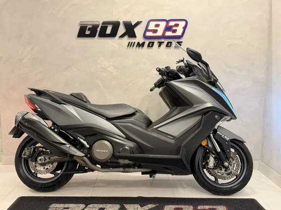 KYMCO AK 550i 
