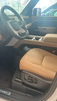 LAND ROVER-DEFENDER-2026