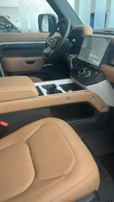 LAND ROVER-DEFENDER-2026