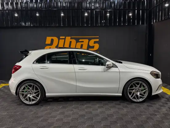 MERCEDES-BENZ-A 200-2017