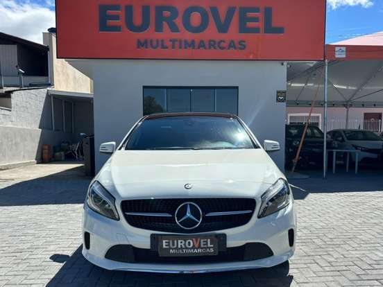 MERCEDES-BENZ-A 200-2017