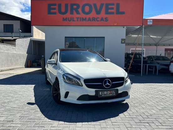 MERCEDES-BENZ-A 200-2017
