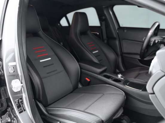 MERCEDES-BENZ-A 200-1.6 CGI FLEX 7G-DCT MERCEDES-BENZ-A 200-2017