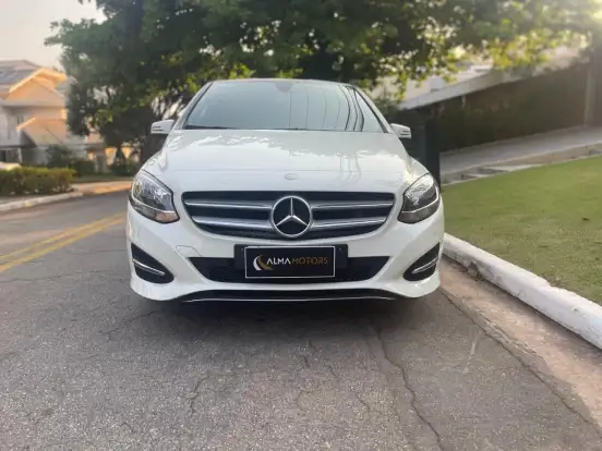 MERCEDES-BENZ-B 200-2016