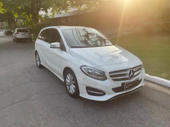 MERCEDES-BENZ-B 200-2016