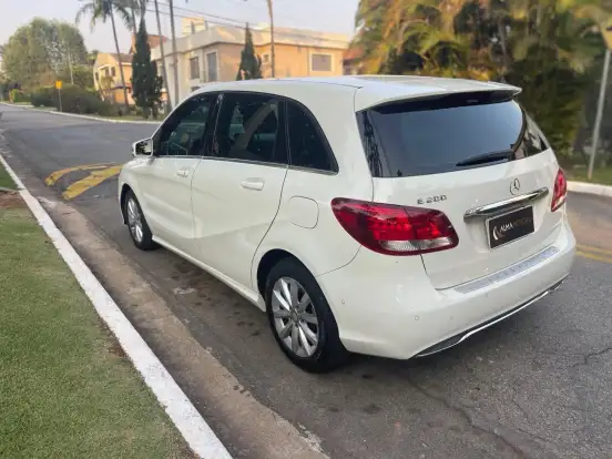 MERCEDES-BENZ-B 200-2016