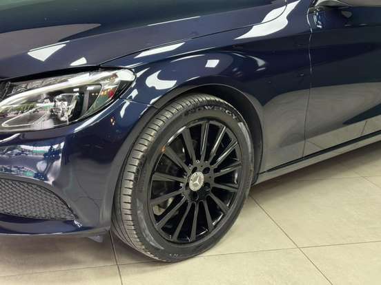 MERCEDES-BENZ-C 180-2017