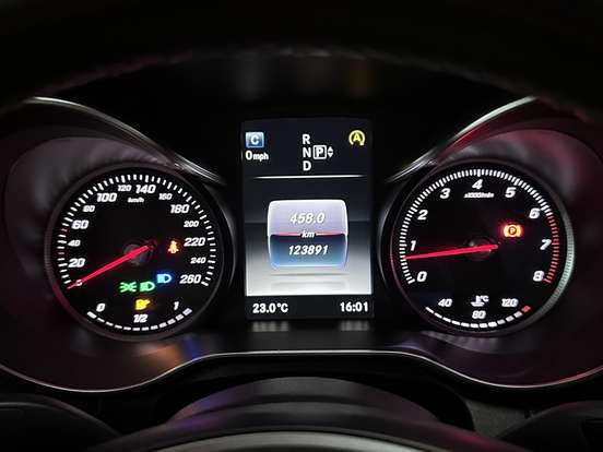 MERCEDES-BENZ-C 180-1.6 CGI AVANTGARDE 16V TURBO GASOLINA 4P AUTOMÁTICO MERCEDES-BENZ-C 180-2014