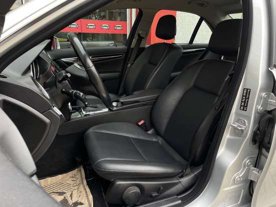 MERCEDES-BENZ-C 180-2011