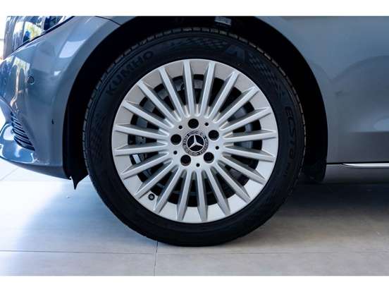 MERCEDES-BENZ-C 180-2018