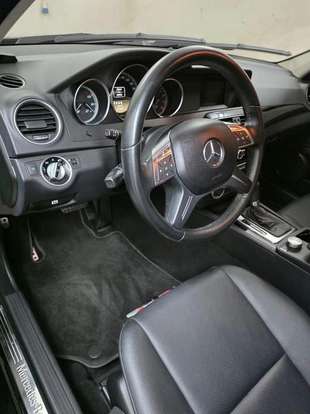 MERCEDES-BENZ-C 180-2011