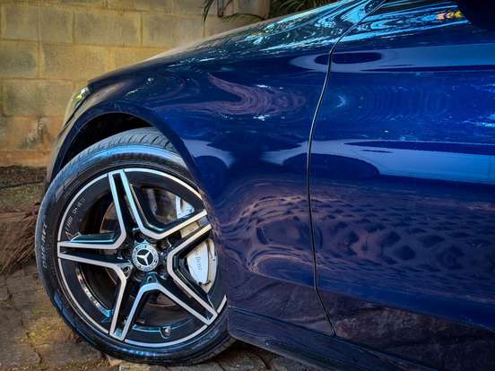MERCEDES-BENZ-C 300-2019