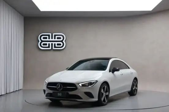 MERCEDES-BENZ-CLA 250-2.0 CGI GASOLINA 7G-DCT MERCEDES-BENZ-CLA 250-2022