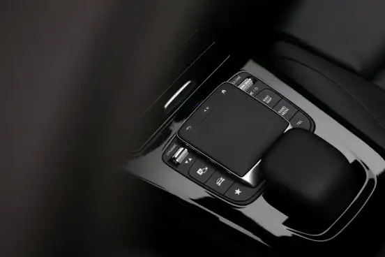 MERCEDES-BENZ-CLA 250-2022