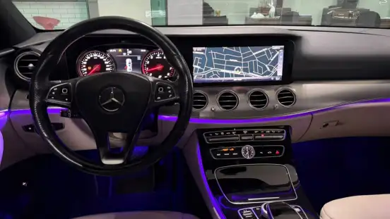 MERCEDES-BENZ-E 250-2017