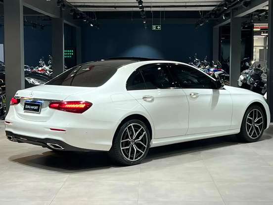 MERCEDES-BENZ-E 300-2021