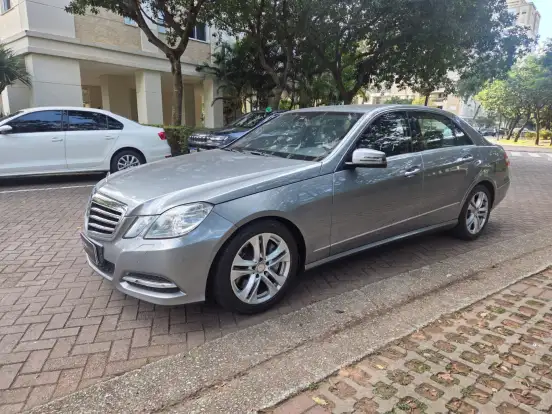 MERCEDES-BENZ-E 500-2011