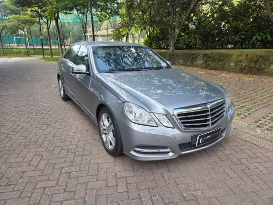 MERCEDES-BENZ-E 500-2011