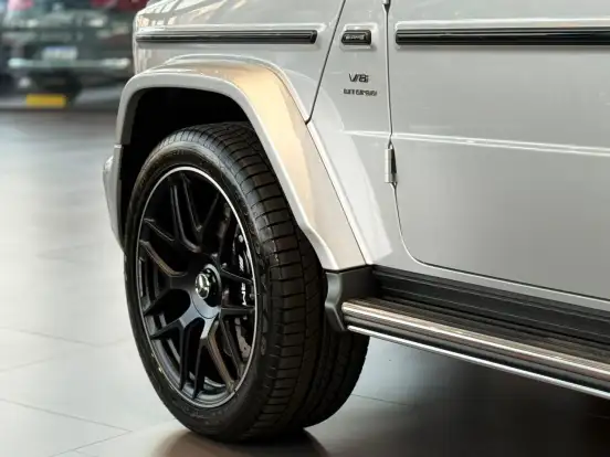 MERCEDES-BENZ-G 63 AMG-2026
