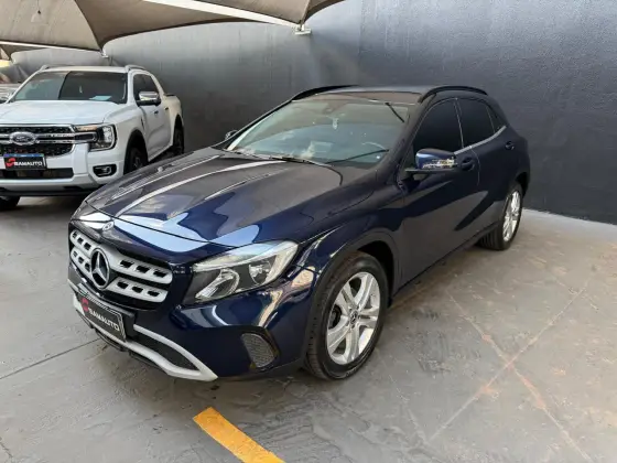 MERCEDES-BENZ GLA 200 1.6 CGI FLEX ADVANCE 7G-DCT