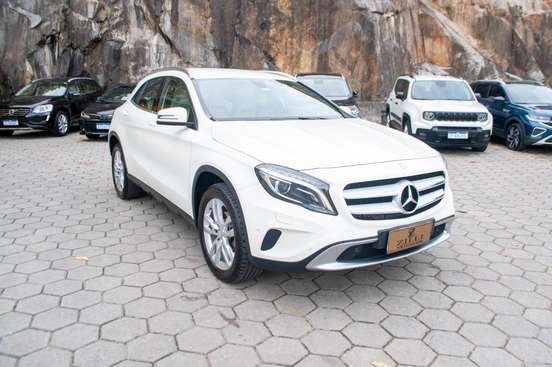 MERCEDES-BENZ-GLA 200-1.6 CGI ADVANCE 16V TURBO FLEX 4P AUTOMÁTICO MERCEDES-BENZ-GLA 200-2016