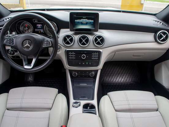 MERCEDES-BENZ-GLA 200-1.6 CGI ADVANCE 16V TURBO FLEX 4P AUTOMÁTICO MERCEDES-BENZ-GLA 200-2016