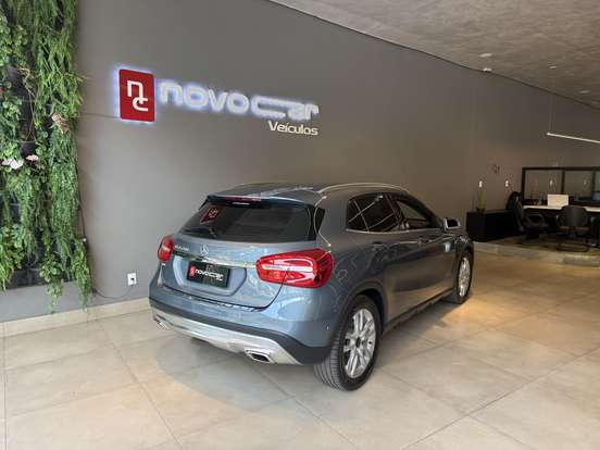MERCEDES-BENZ-GLA 200-1.6 CGI ADVANCE 16V TURBO GASOLINA 4P AUTOMÁTICO MERCEDES-BENZ-GLA 200-2014