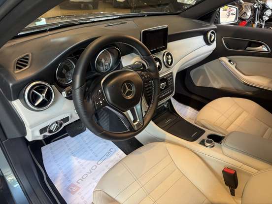 MERCEDES-BENZ-GLA 200-1.6 CGI ADVANCE 16V TURBO GASOLINA 4P AUTOMÁTICO MERCEDES-BENZ-GLA 200-2014