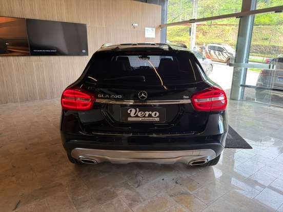 MERCEDES-BENZ-GLA 200-1.6 CGI ENDURO 16V TURBO FLEX 4P AUTOMÁTICO MERCEDES-BENZ-GLA 200-2017