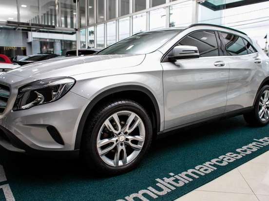 MERCEDES-BENZ-GLA 200-1.6 CGI STYLE 16V TURBO FLEX 4P AUTOMÁTICO MERCEDES-BENZ-GLA 200-2017