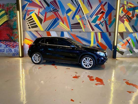 MERCEDES-BENZ GLA 200 1.6 CGI STYLE 16V TURBO FLEX 4P AUTOMÁTICO