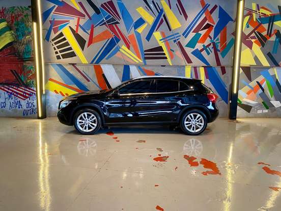 MERCEDES-BENZ-GLA 200-1.6 CGI STYLE 16V TURBO FLEX 4P AUTOMÁTICO MERCEDES-BENZ-GLA 200-2015