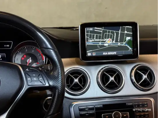 MERCEDES-BENZ-GLA 250-2015